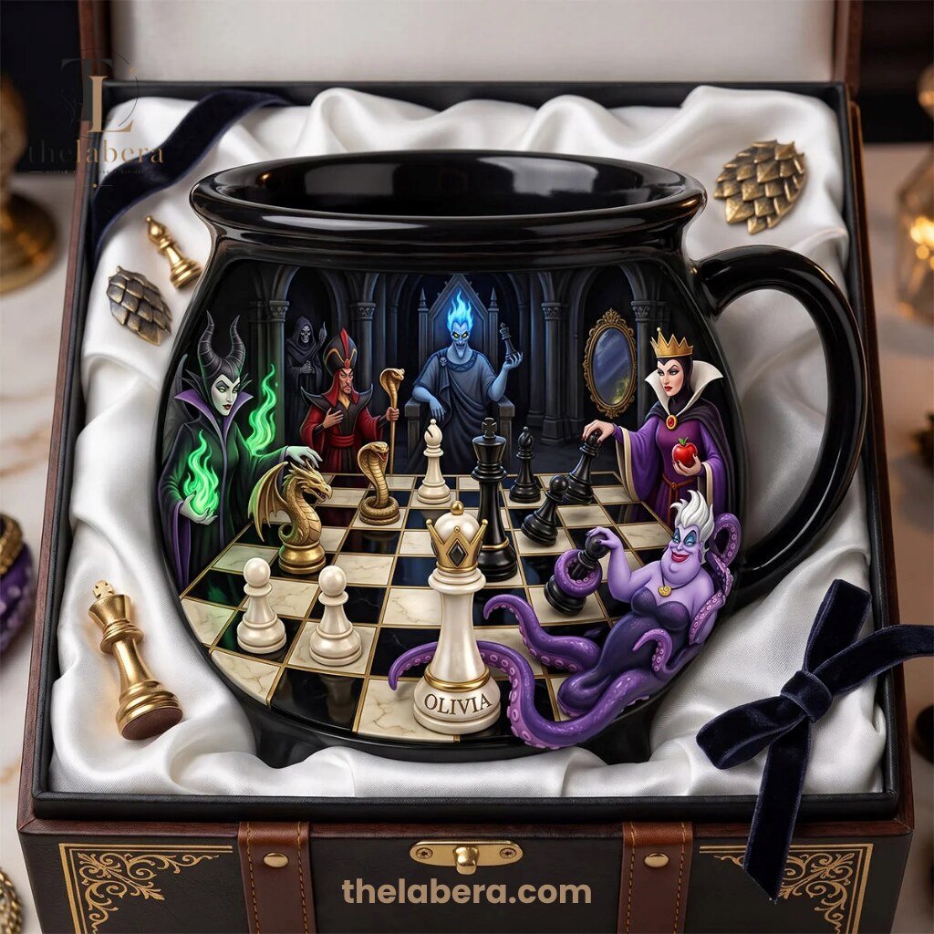 The Labera Olivia Villains Chess Cauldron Mug Black